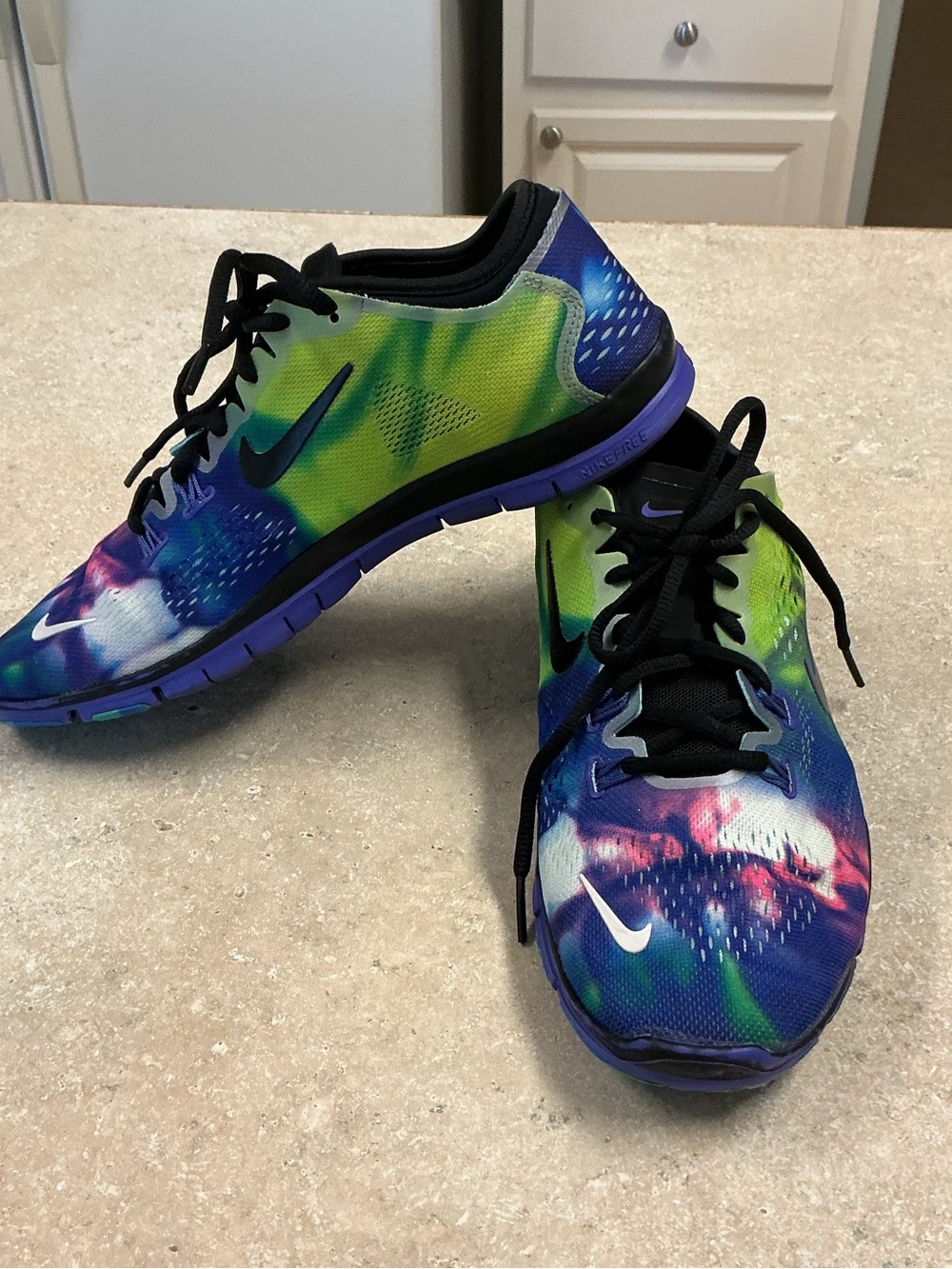 Nike Free TR Fit 4 5.0 SZ 9.5 Tie-dye Sneakers Womens Athletic Shoes